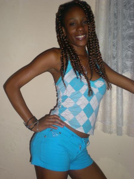 ToUt SimplEmEnt Moa............